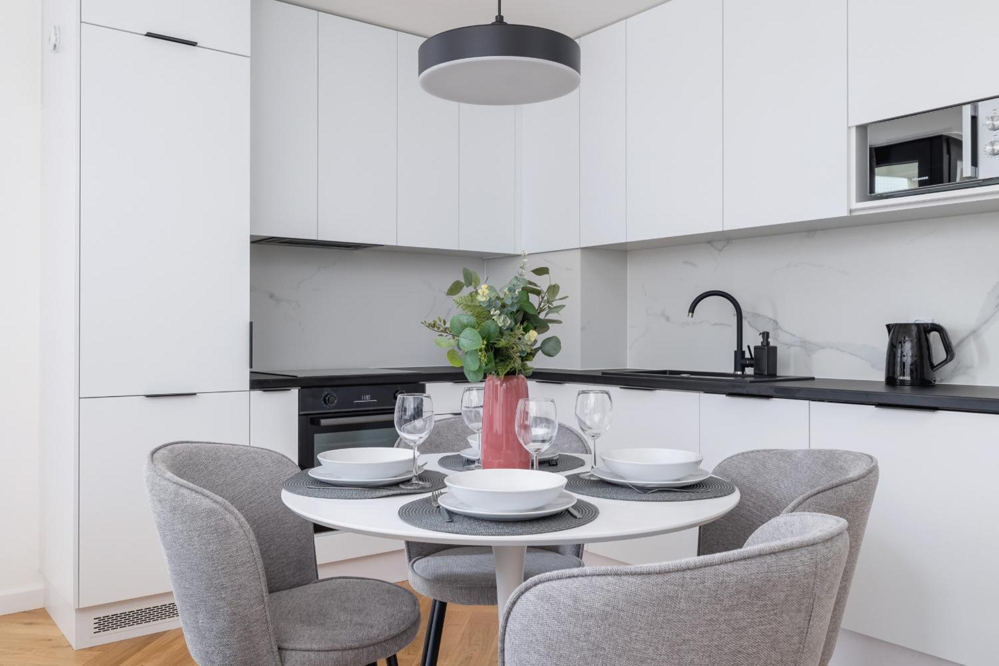 Lux Apartments Kosciuszki 39 With Parking By Renters Prestige Cracovia Exterior foto